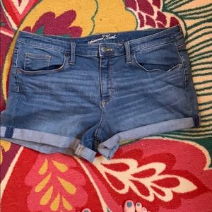 Universal thread shorts